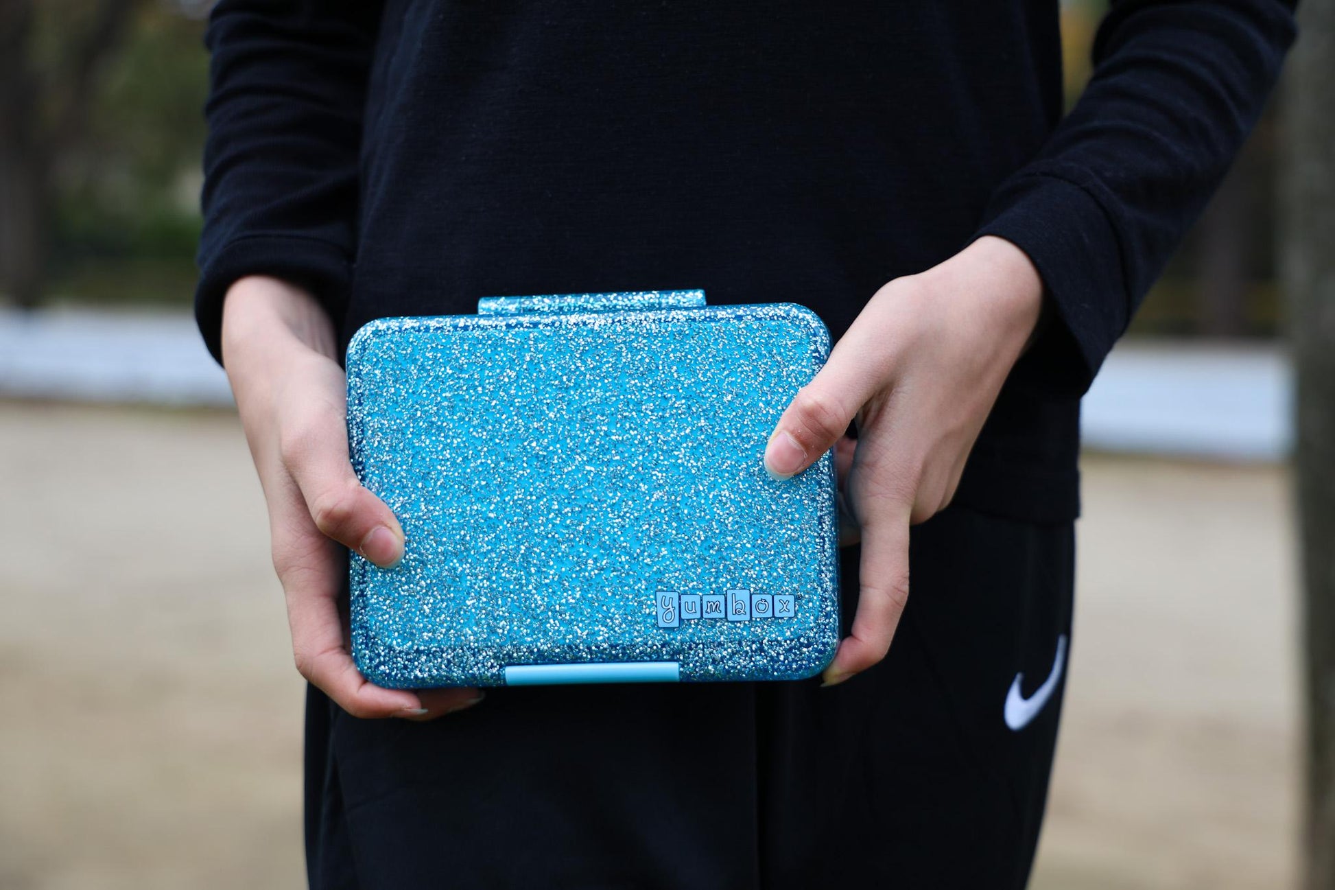 Product gid://shopify/Product/9191848050917 - Variant SKU: 